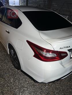 نيسان ألتيما